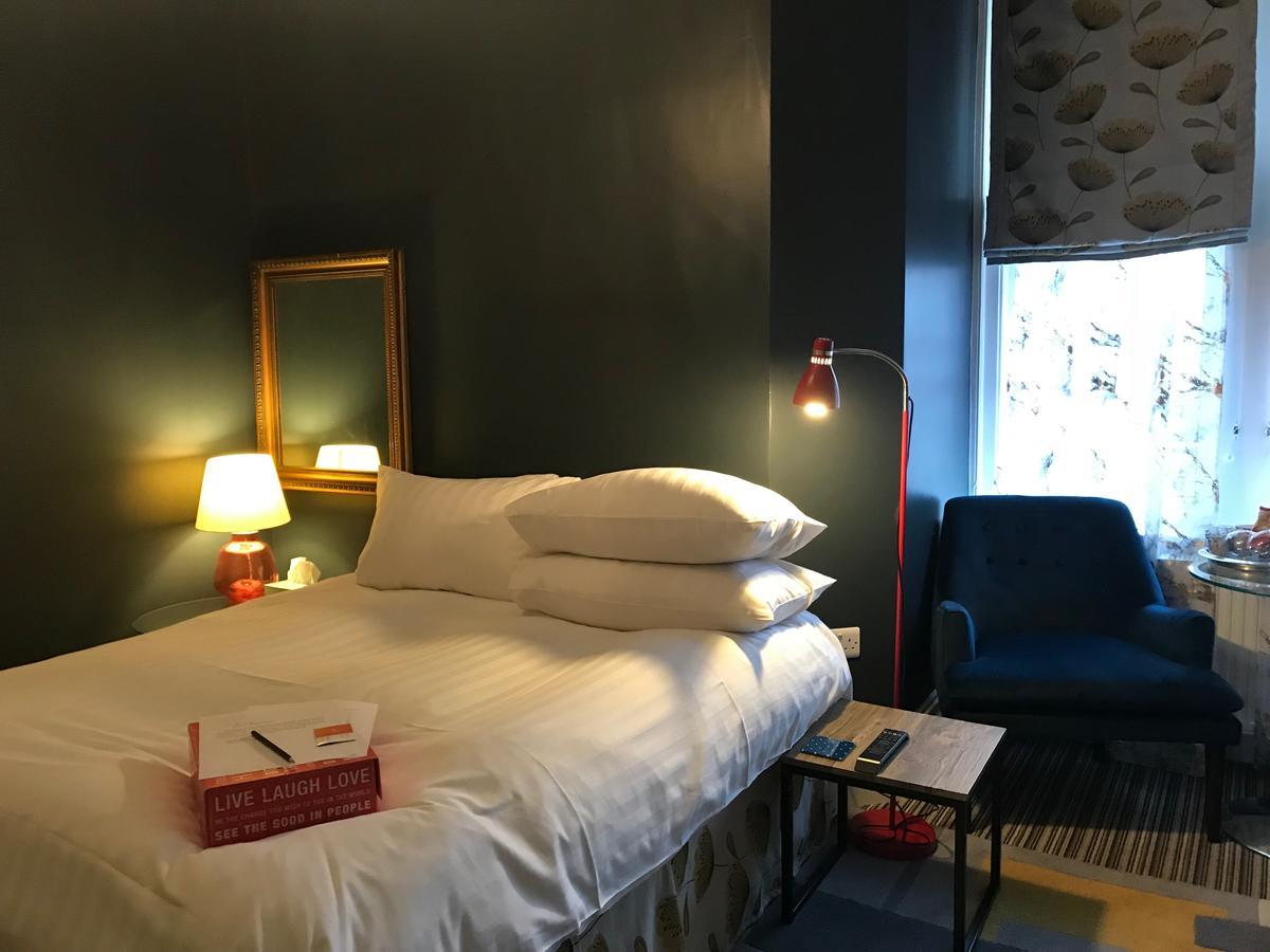 ליטלהמפטון Regency Rooms מראה חיצוני תמונה