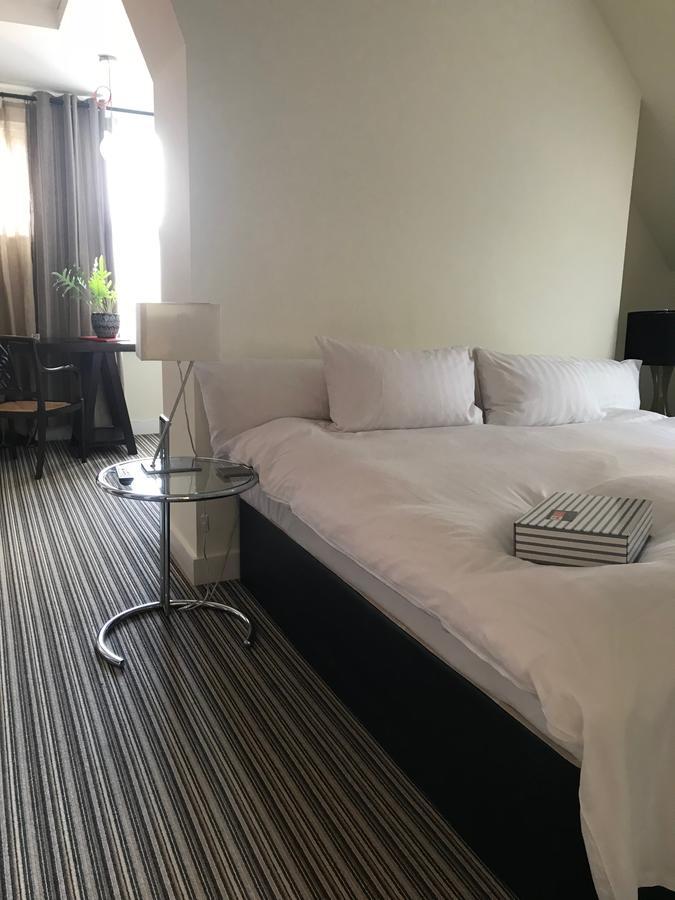 ליטלהמפטון Regency Rooms מראה חיצוני תמונה