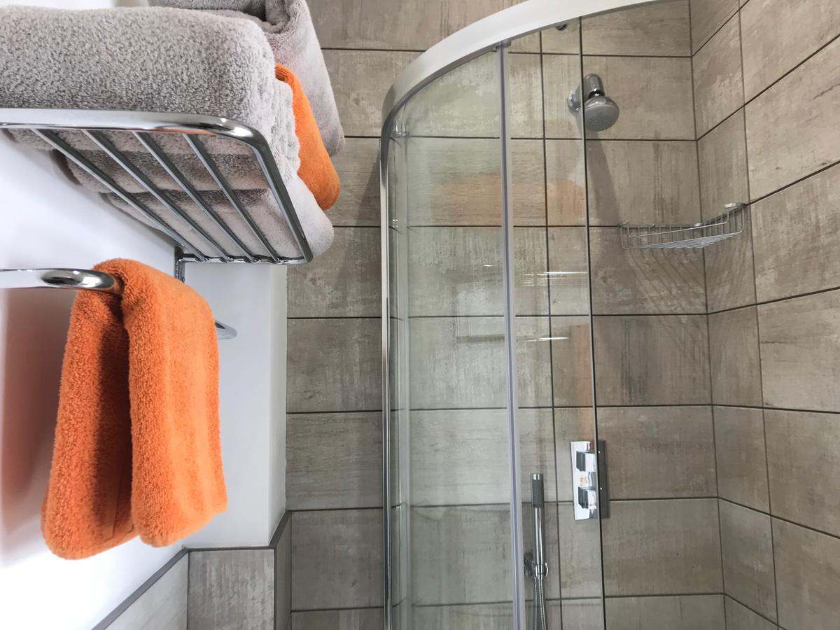 ליטלהמפטון Regency Rooms מראה חיצוני תמונה